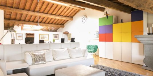 Esclusivo appartamento nel centro storico di Lucignano in Toscana (Arezzo)